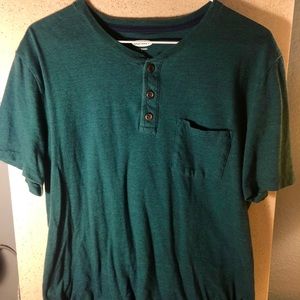 Forest Green Old Navy short sleeve button tee 🍃